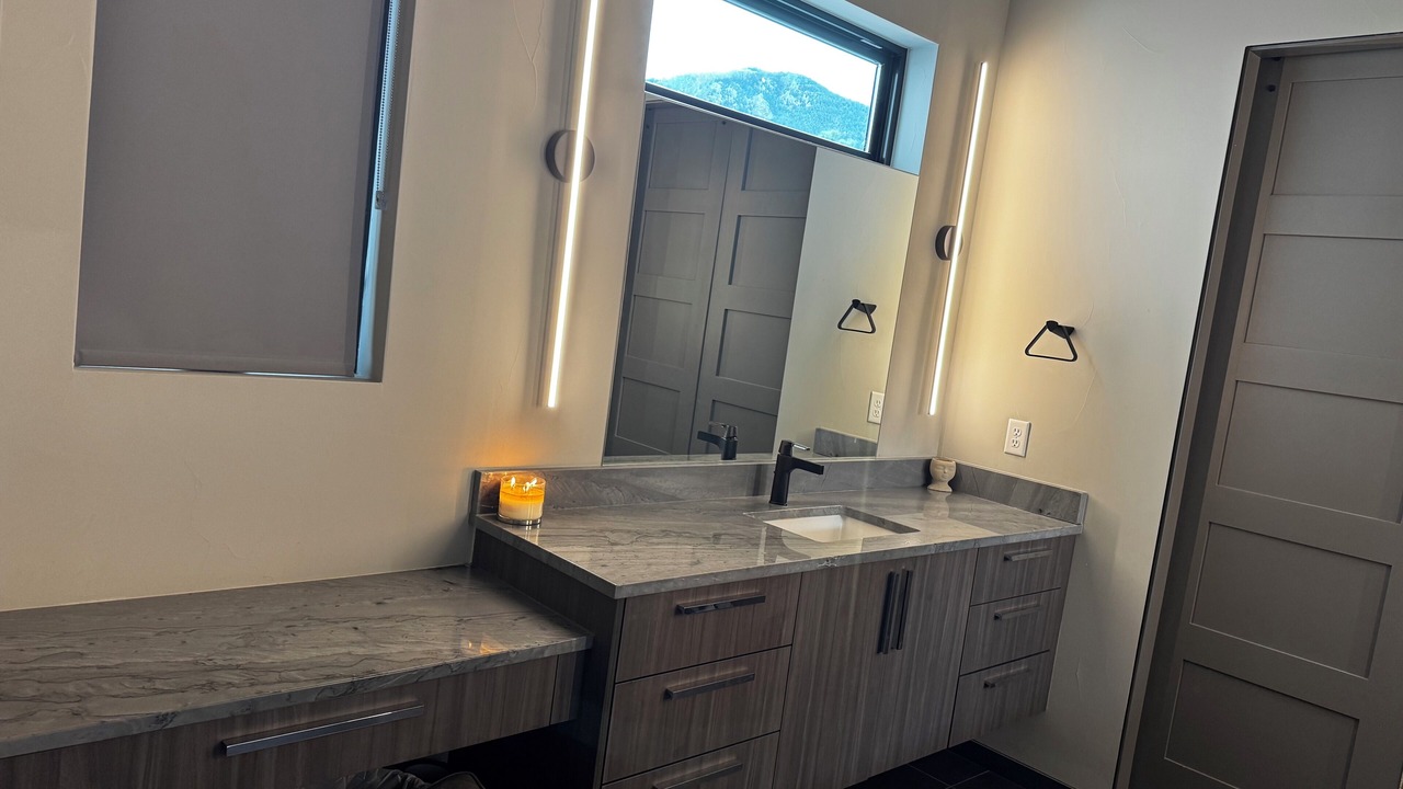 Photo of Bathroom in Monument