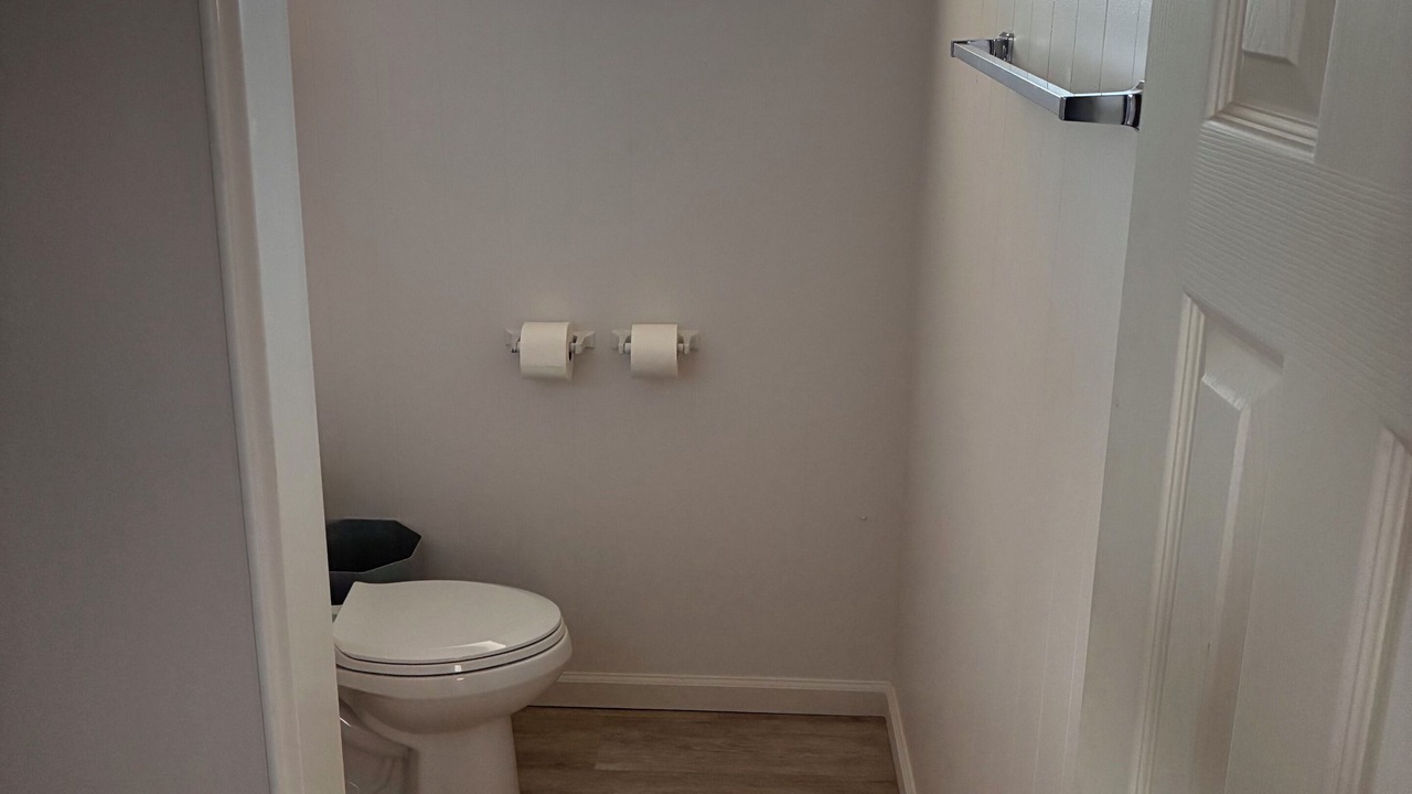 Photo of Bathroom in Kalihi - Palama