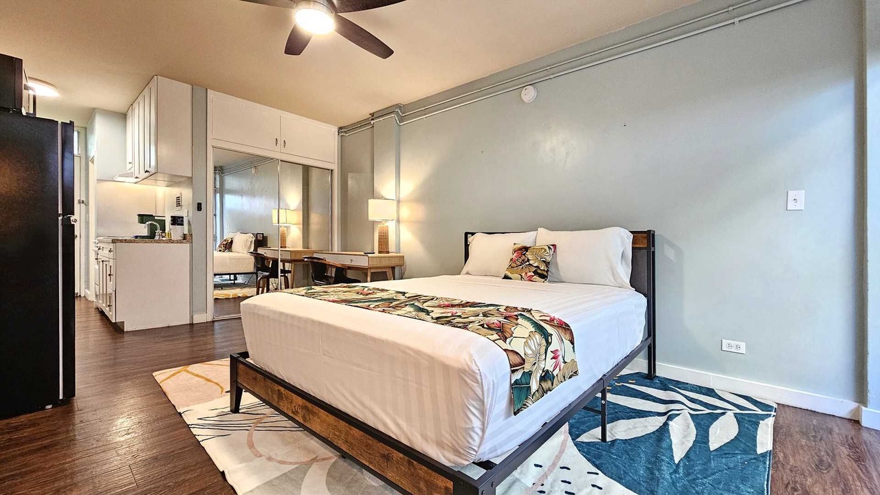 Photo of Bedroom in Waikiki