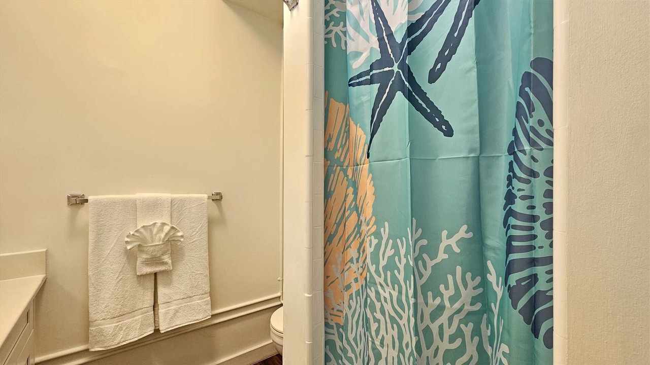 Photo of Bathroom in Waikiki