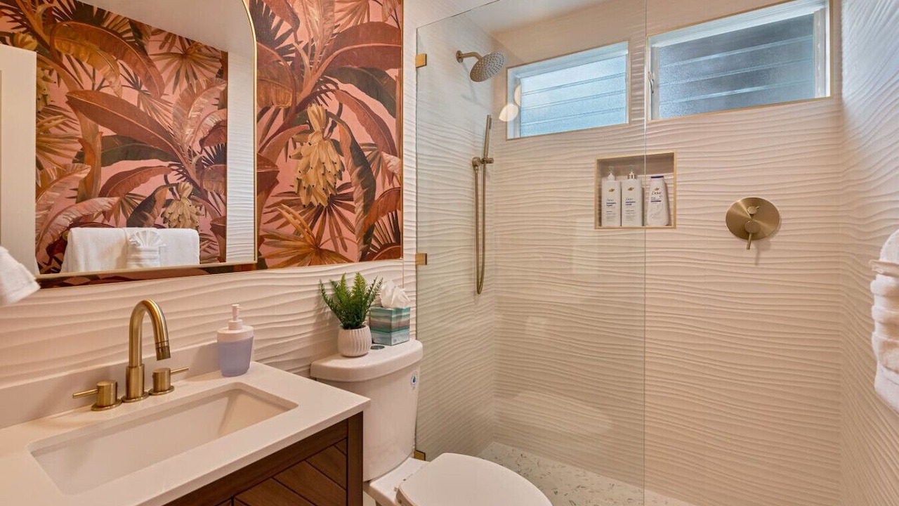 Photo of Bathroom in Keauhou