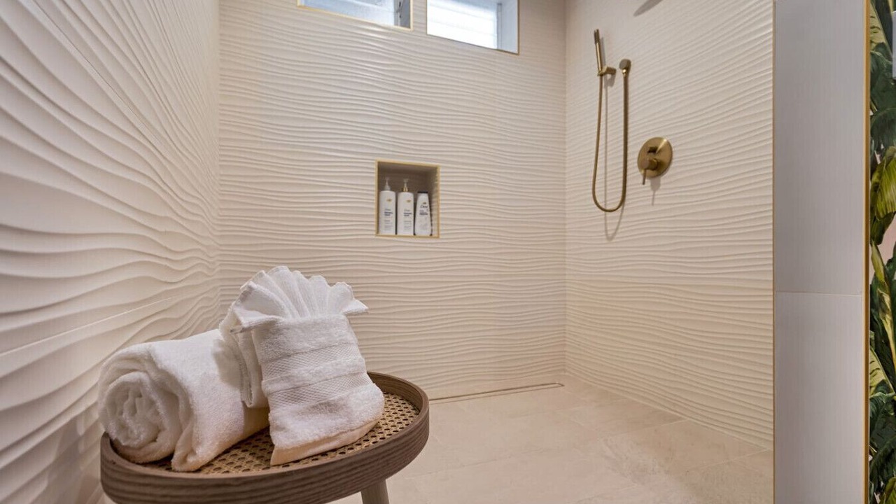 Photo of Bathroom in Keauhou