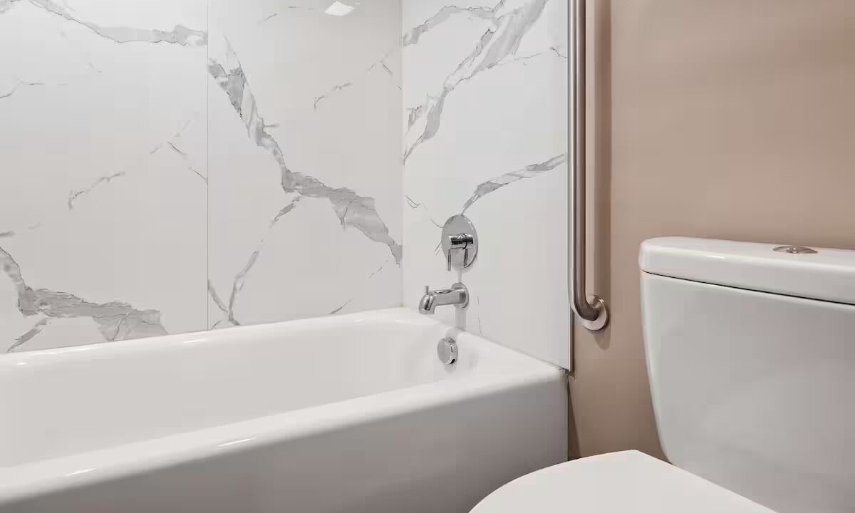 Photo of Bathroom in Jasper
