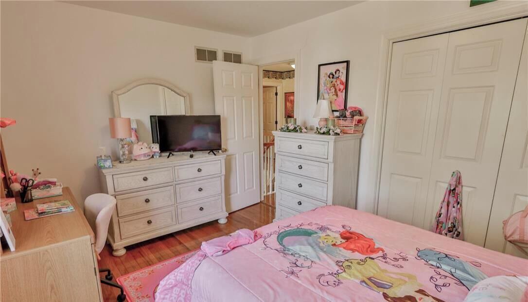 Photo of Bedroom in Bethlehem