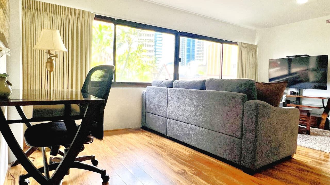 Photo of Livingroom in Downtown Honolulu