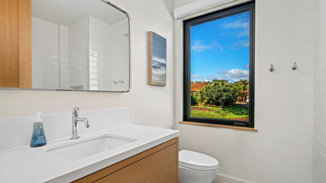 Photo of Bathroom in Poipu