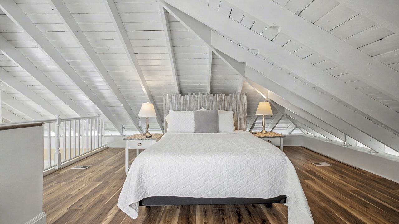Photo of Bedroom in Truman Annex