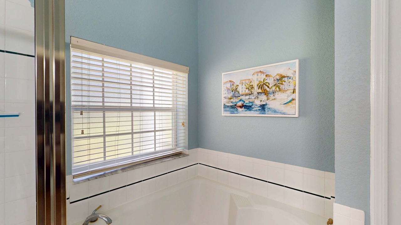 Photo of Bathroom in Bahama Bay