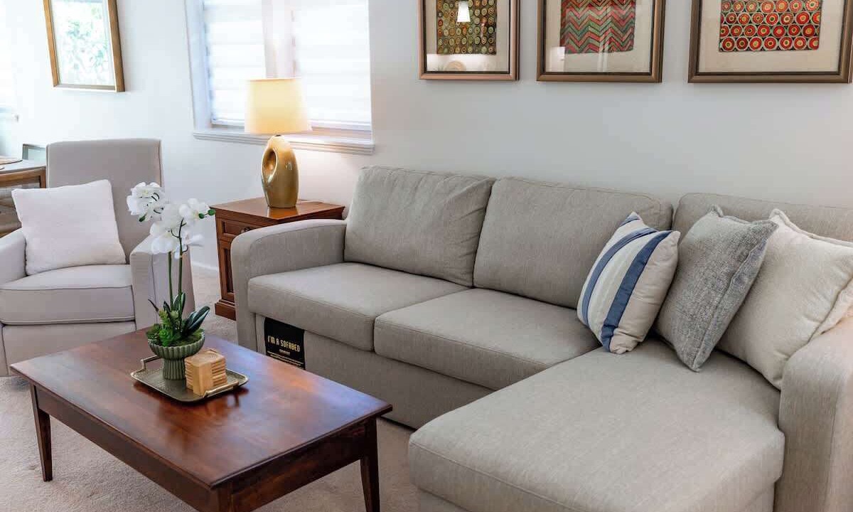 Photo of Livingroom in Makaha Valley