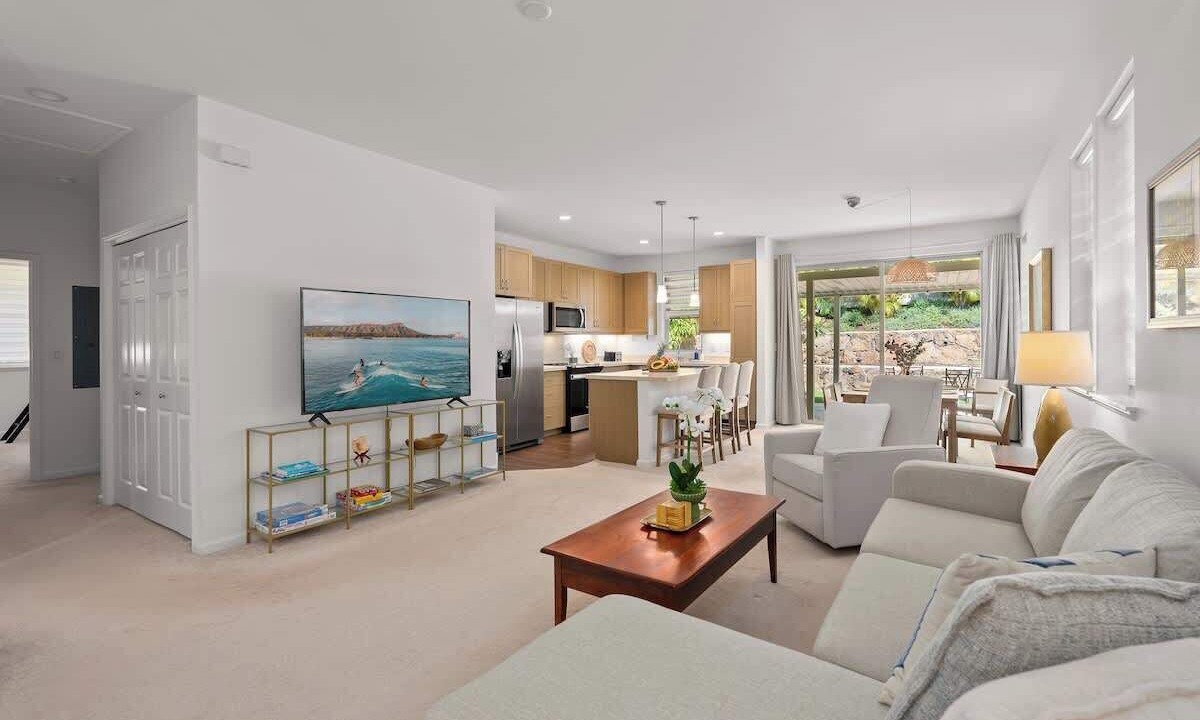 Photo of Livingroom in Makaha Valley