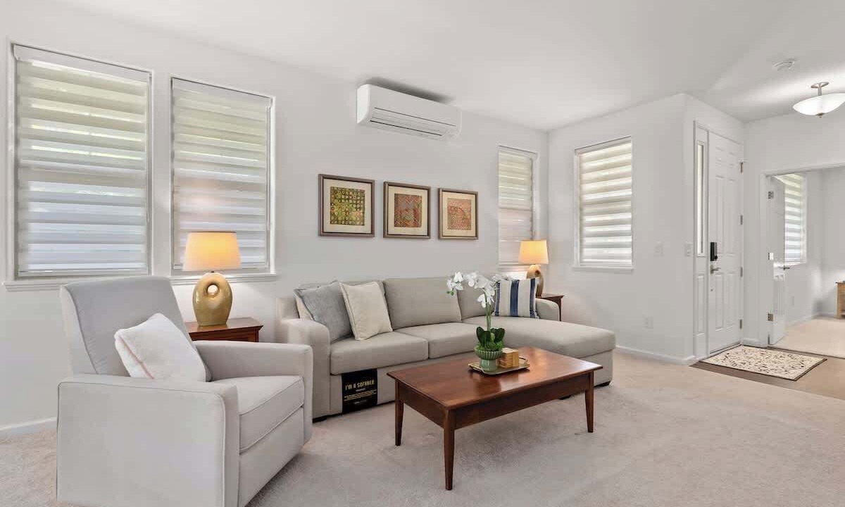 Photo of Livingroom in Makaha Valley