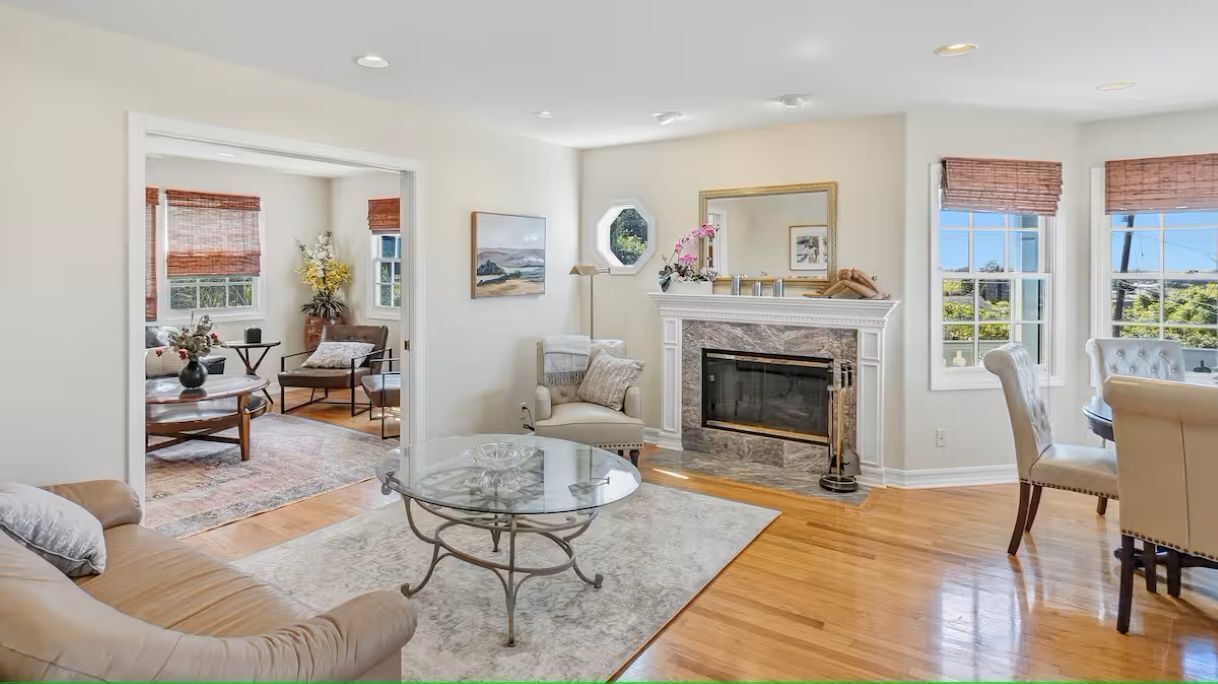 Photo of Livingroom in Waimea