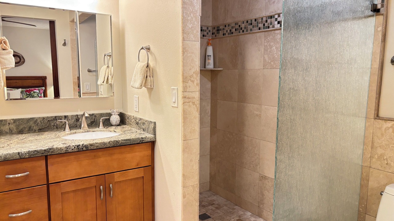 Photo of Bathroom in Maalaea