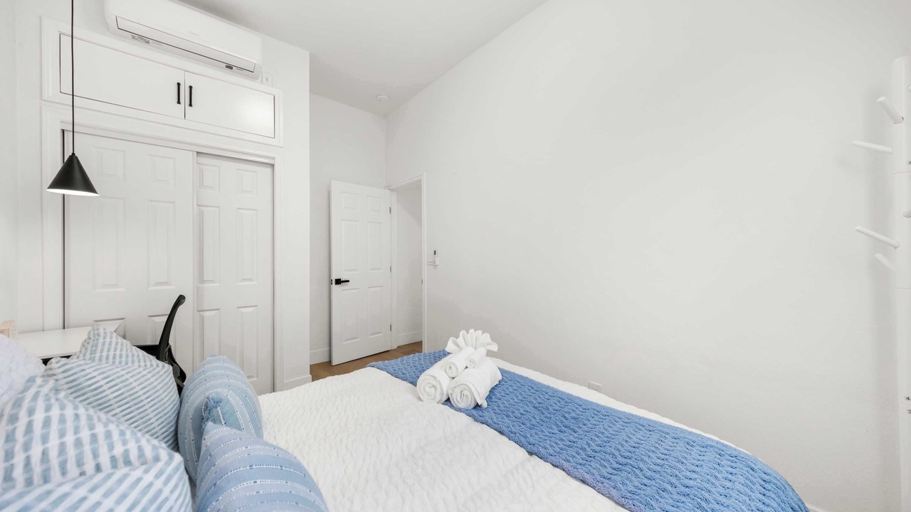 Photo of Bedroom in Compton