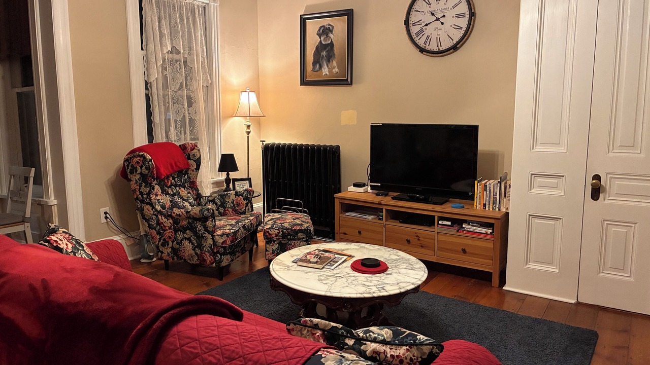 Photo of Livingroom in Ashfield
