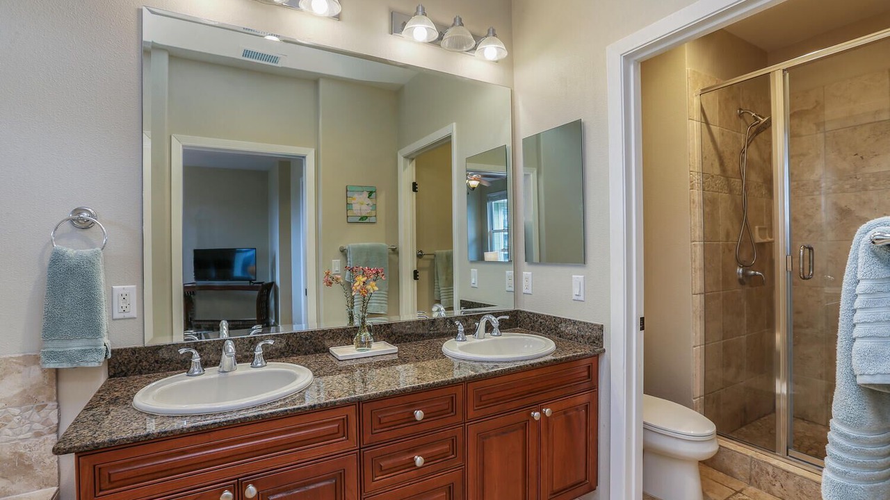 Photo of Bathroom in Princeville