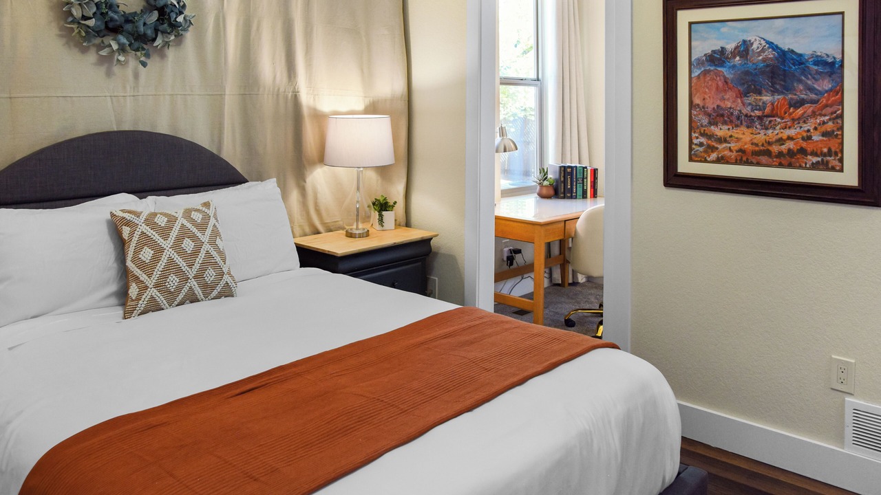 Photo of Bedroom in Old North End