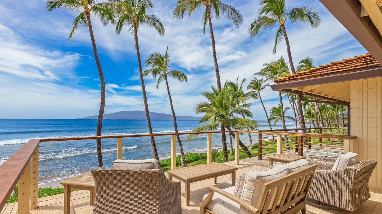 Photo of Others in Downtown Lahaina