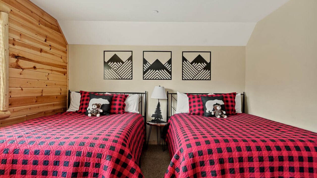 Photo of Bedroom in Eagle Mountain Estates