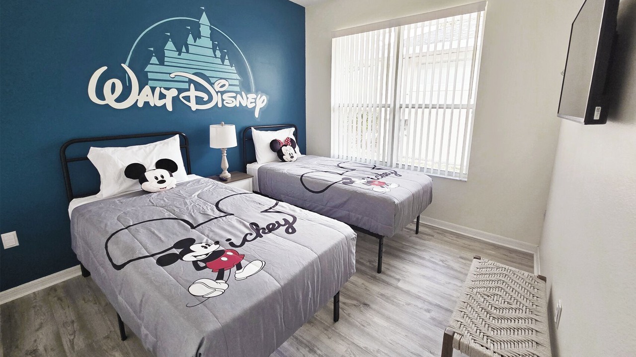 Photo of Bedroom in Sunset Lakes