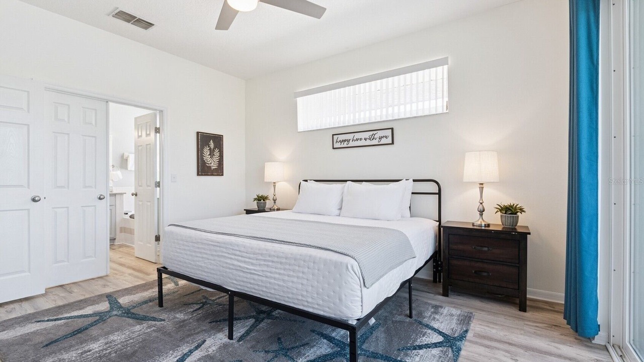 Photo of Bedroom in Sunset Lakes