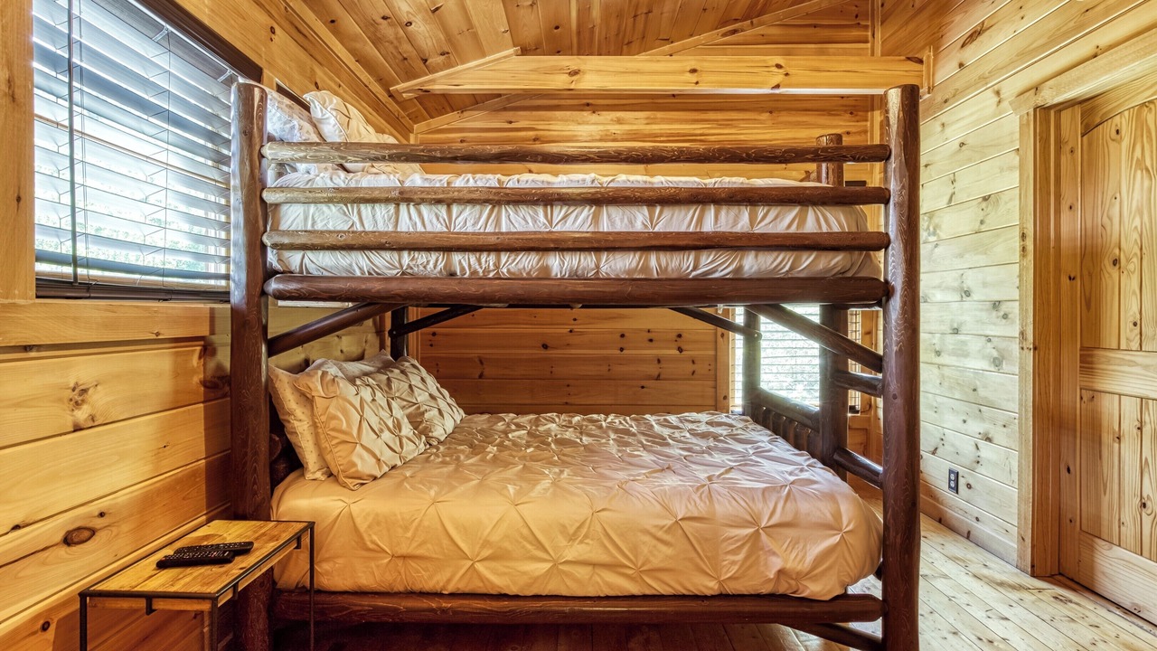 Photo of Bedroom in Chalet Village North