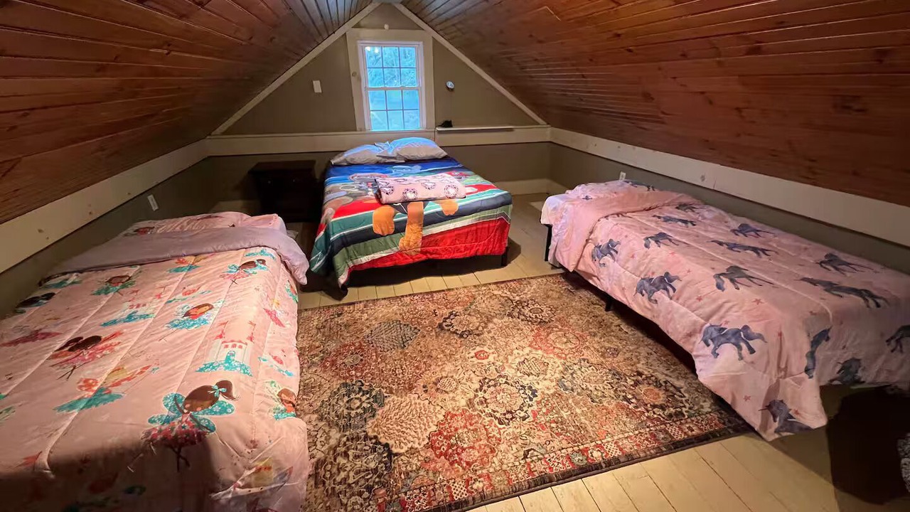 Photo of Bedroom in Robesonia