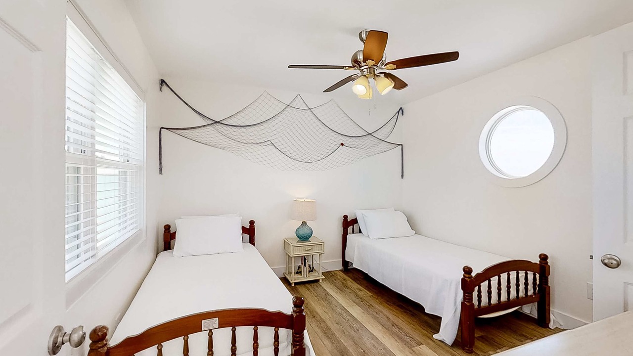 Photo of Bedroom in Surf Side Shores