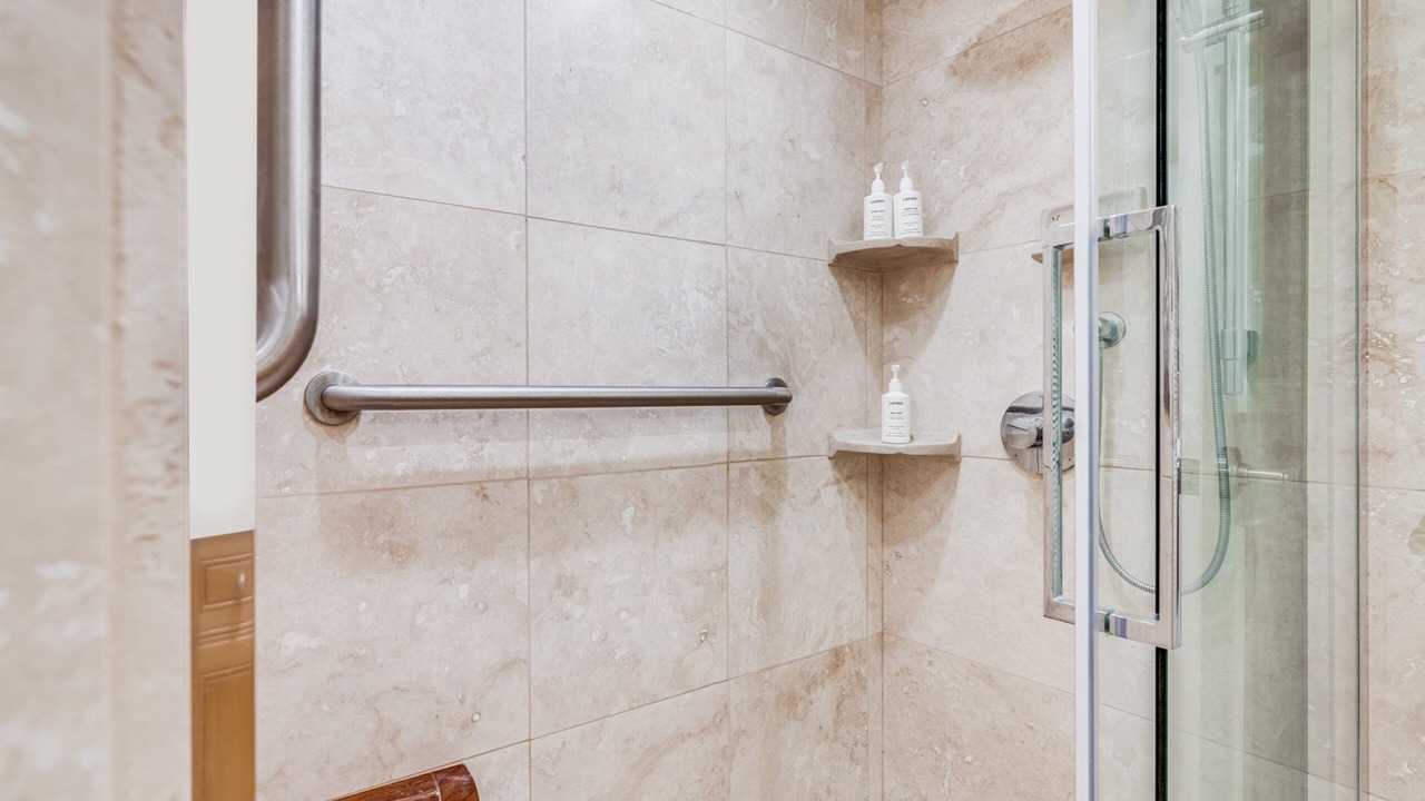 Photo of Bathroom in Wailea
