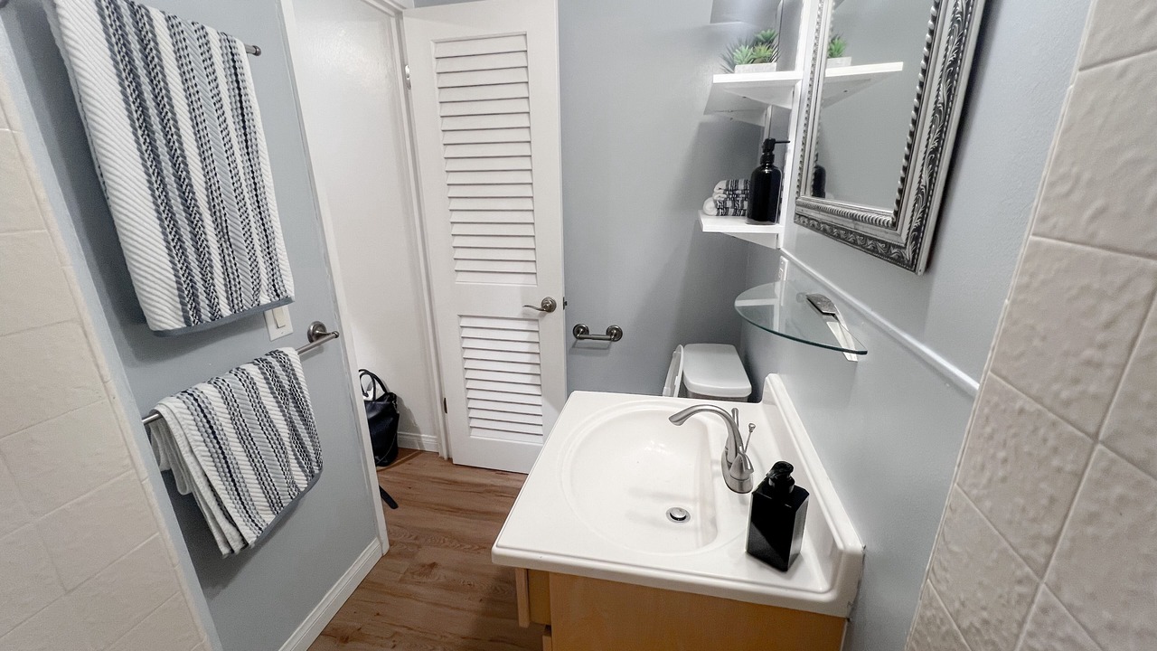 Photo of Bathroom in Waikiki