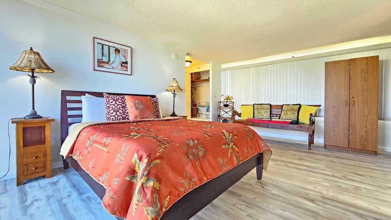 Photo of Bedroom in Diamond Head - Kapahulu - St. Louis