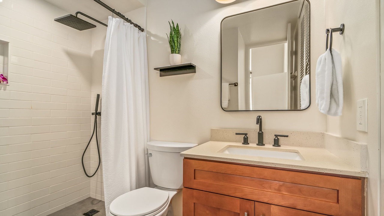 Photo of Bathroom in Princeville