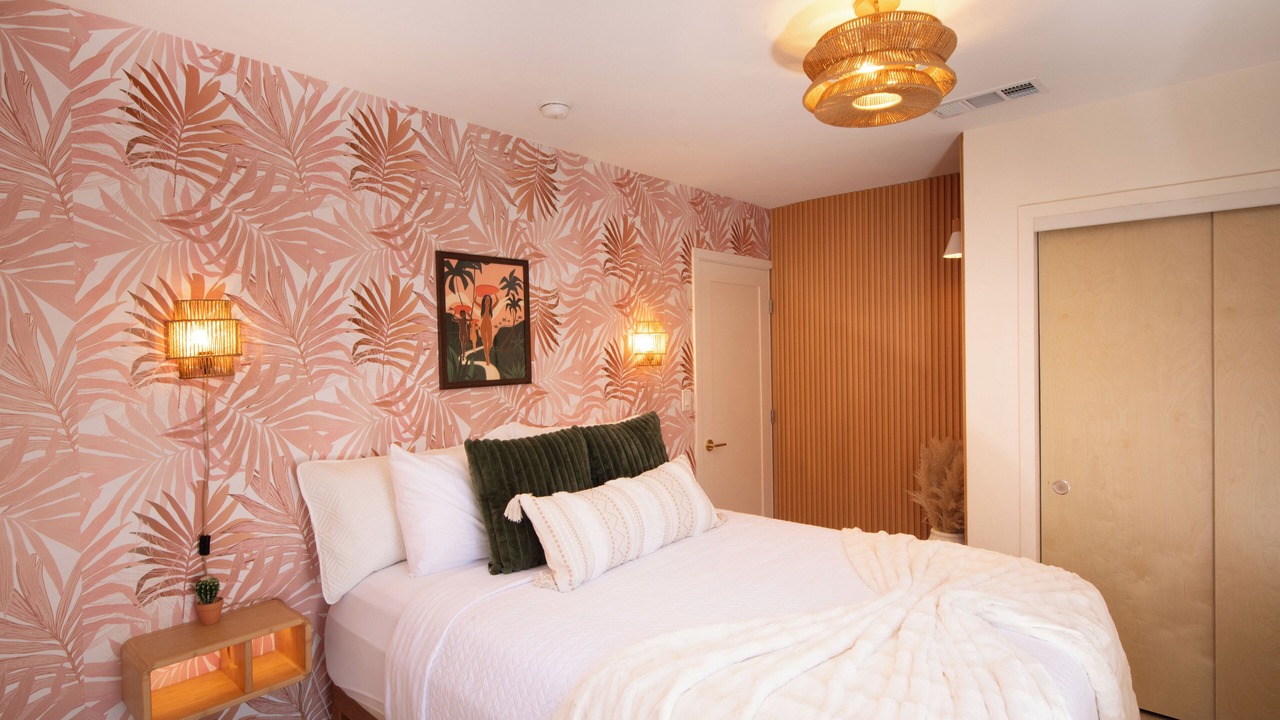Photo of Bedroom in Inglewood