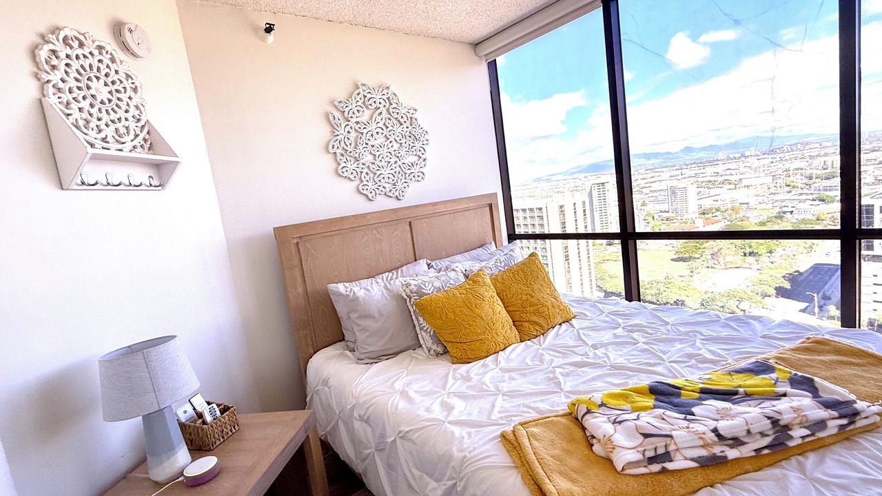 Photo of Bedroom in Downtown Honolulu