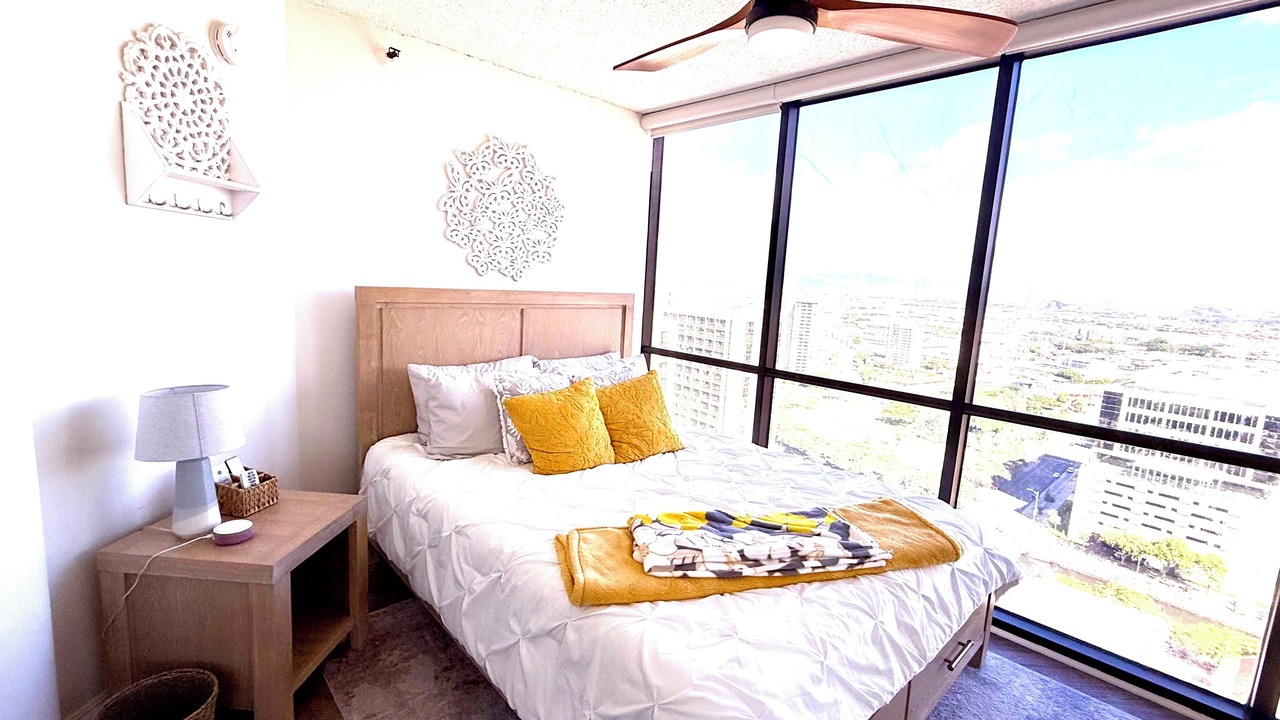 Photo of Bedroom in Downtown Honolulu