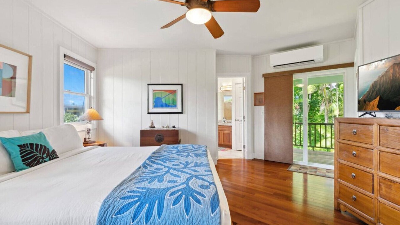Photo of Bedroom in Hanalei