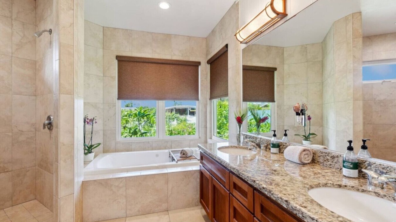 Photo of Bathroom in Hanalei