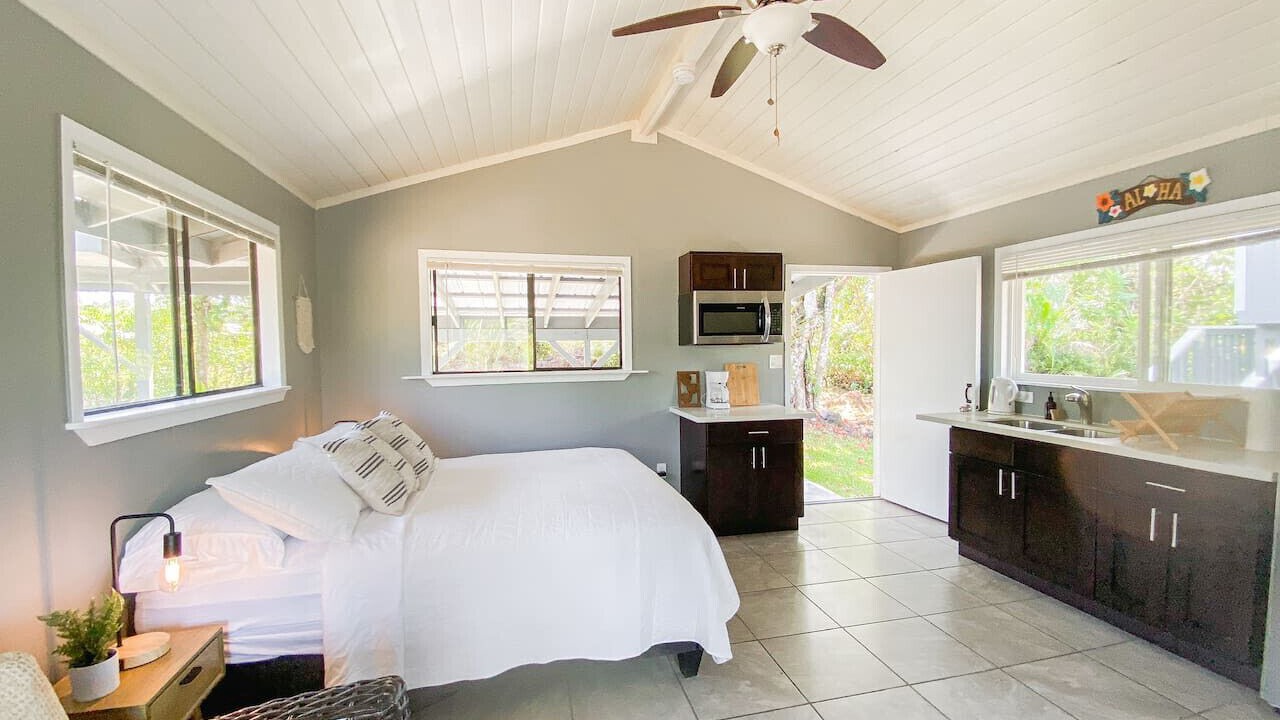 Photo of Bedroom in Keaau