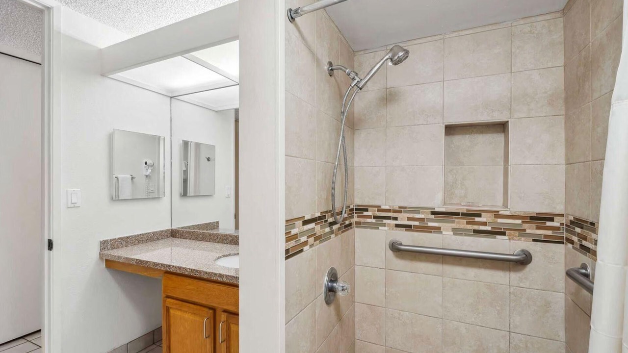 Photo of Bathroom in Kihei