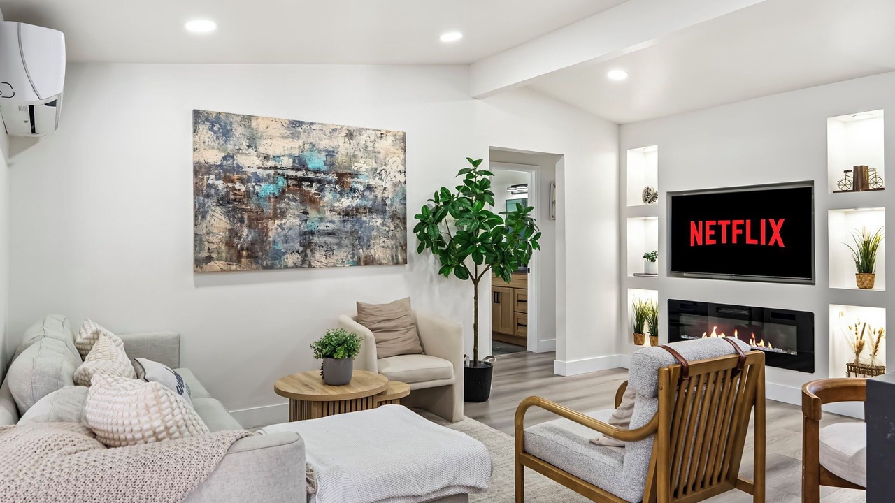 Photo of Livingroom in Southwest Anaheim