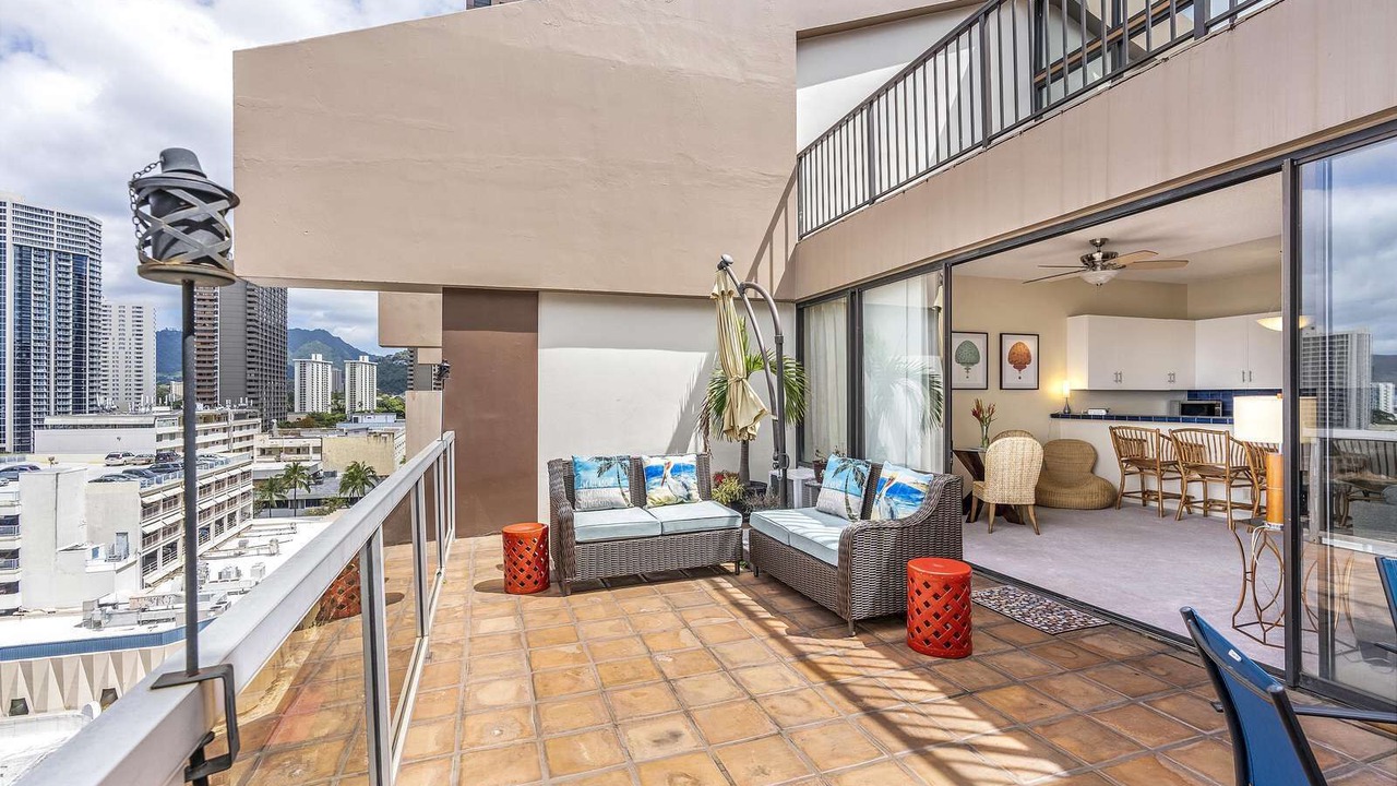 Photo of Patio Balcony in Downtown Honolulu