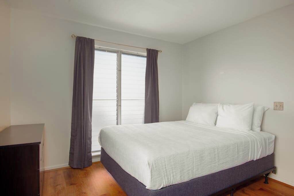 Photo of Bedroom in Hilo