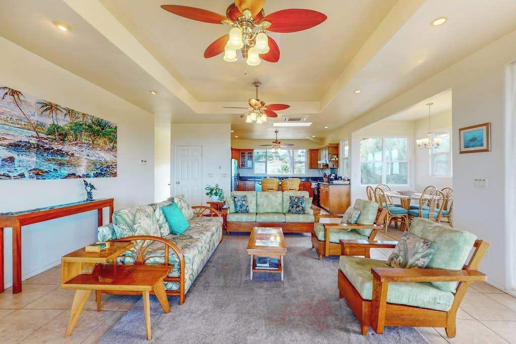 Photo of Livingroom in Waikoloa