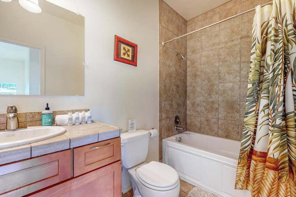 Photo of Bathroom in Waikoloa