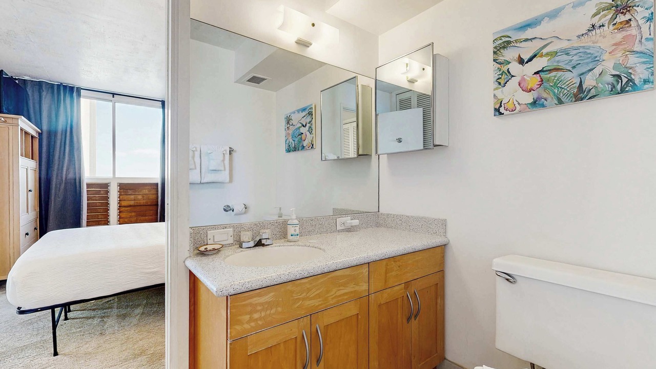 Photo of Bathroom in Waikiki