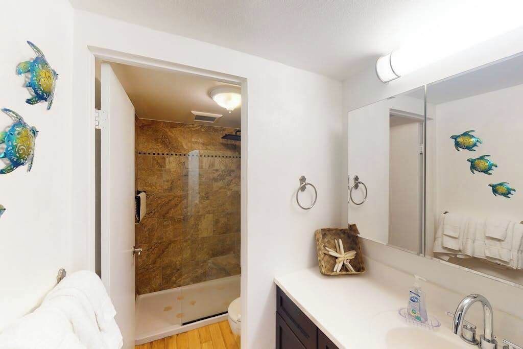 Photo of Bathroom in Kaunakakai