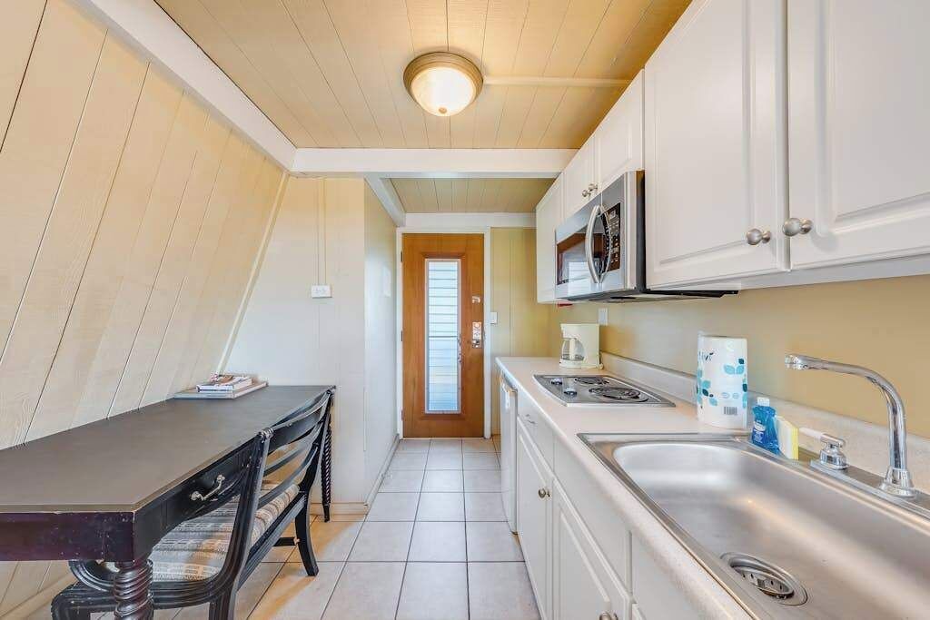 Photo of Kitchen in Kaunakakai