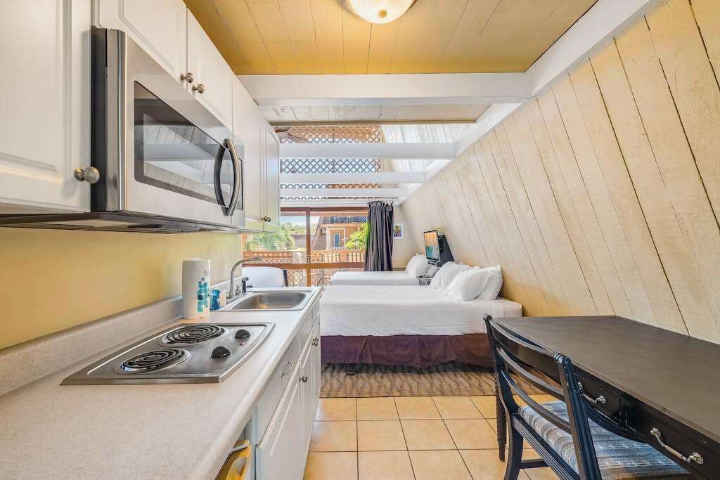 Photo of Kitchen in Kaunakakai
