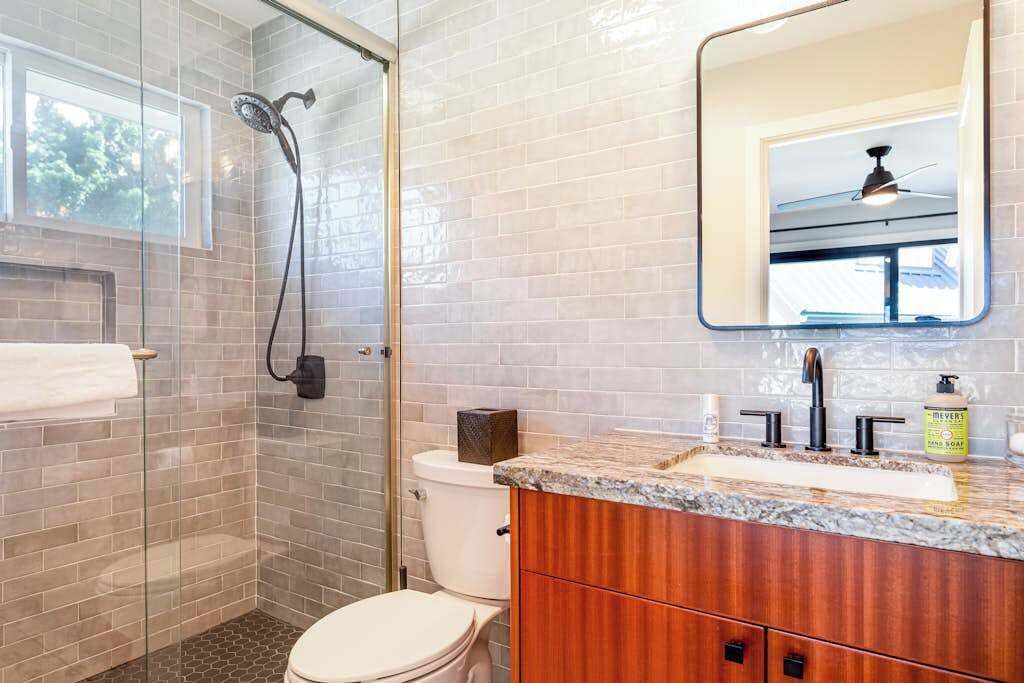 Photo of Bathroom in Keauhou