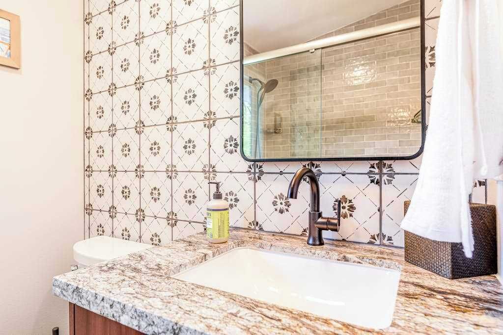 Photo of Bathroom in Keauhou